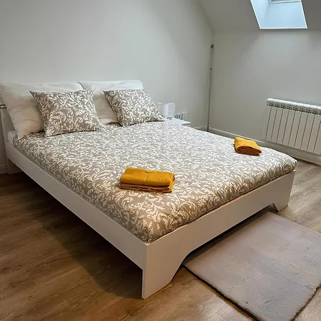 Prague Apartment Апартаменты